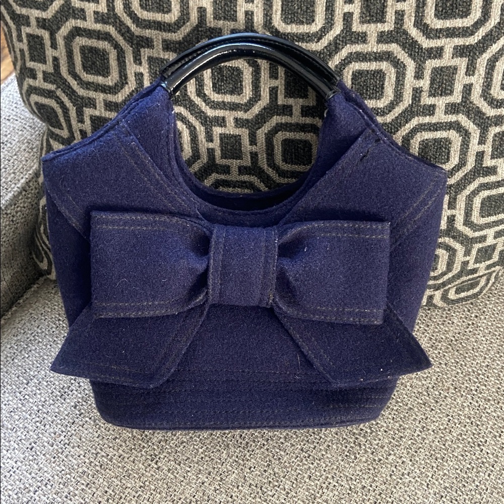 Kate spade navy wool felt bow bucket bag
